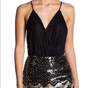 NWT alice + olivia Leanna Lace Bodysuit size M